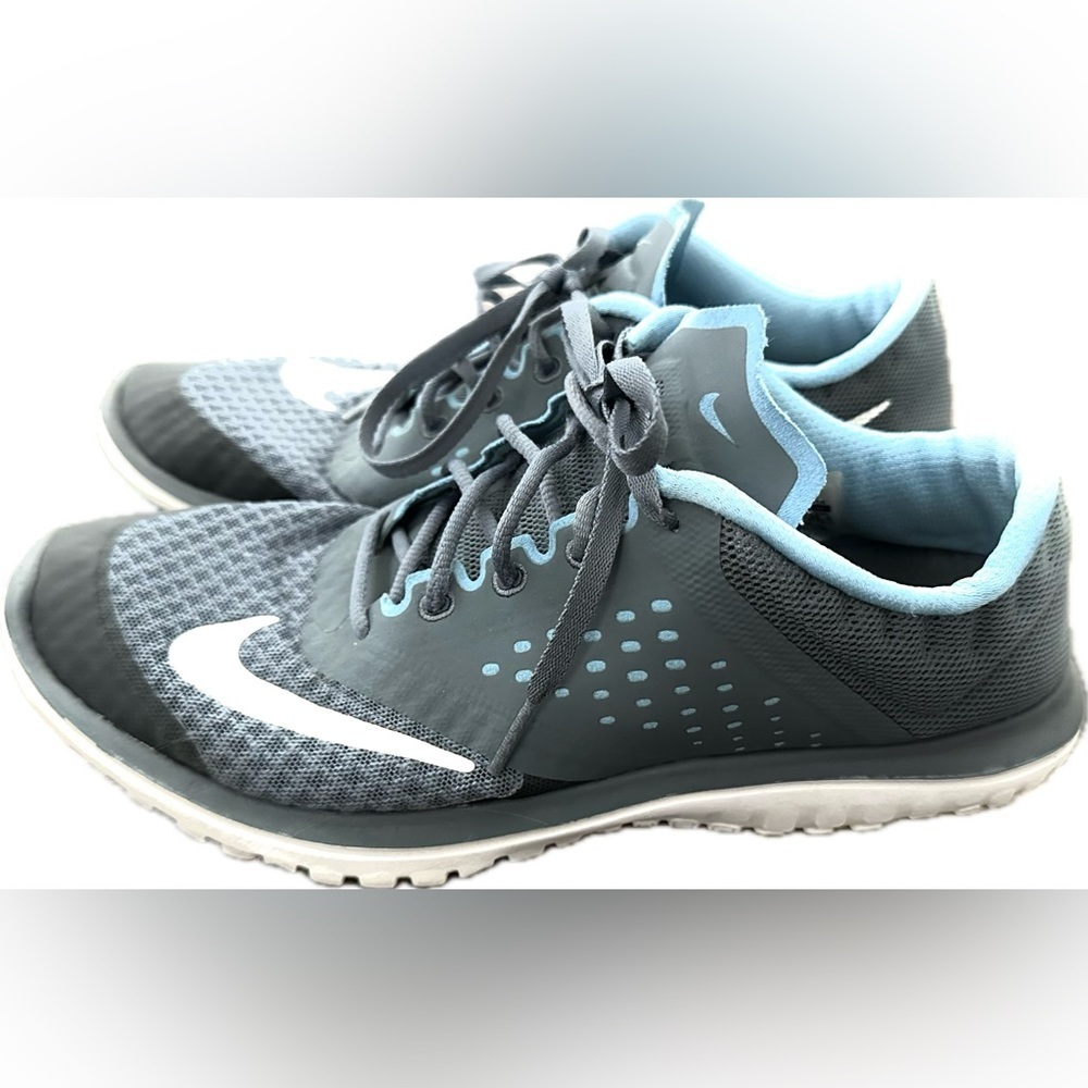 Women’s blue nikes size 8.5